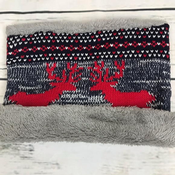 Warm Knitted Infinity Ring Scarf Lined with Fleece - Picture 6 of 8